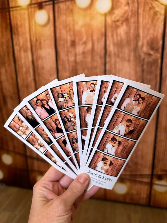 Guests and prints at a KZN Midlands photobooth