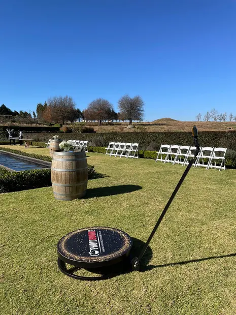 The SPIN360 videobooth on the ceremony lawn at Brahman Hills overlooking the valley